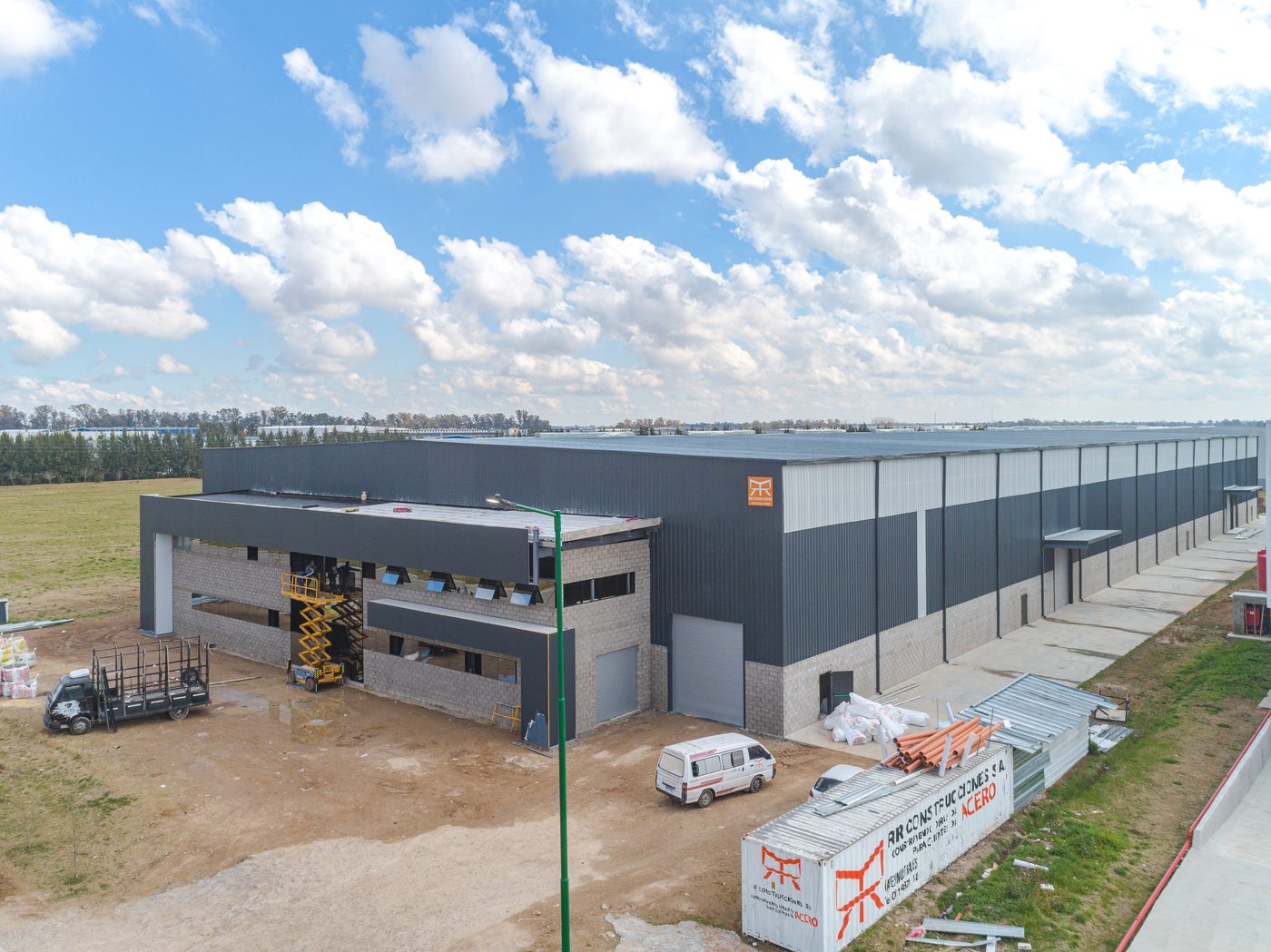 Obra LAG Vitro Aberturas