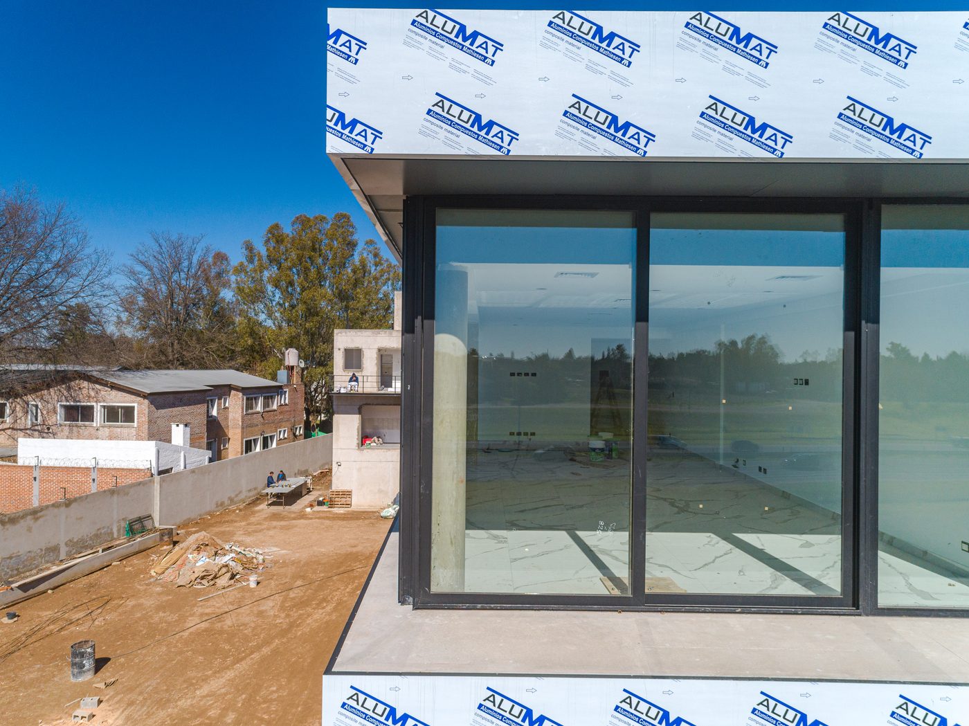 Obra Maronna Vitro Aberturas